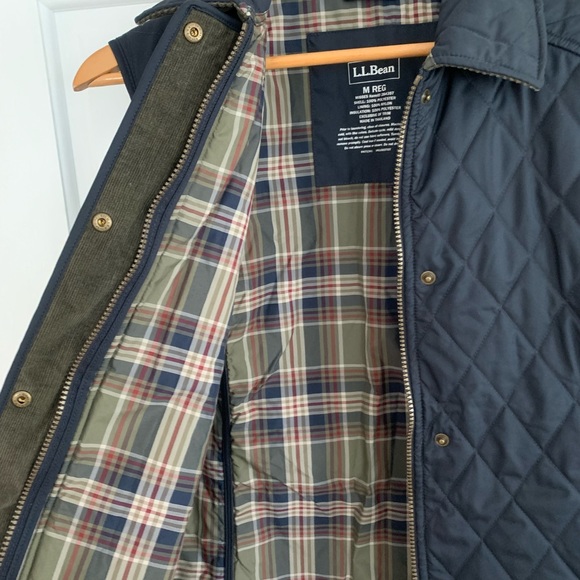 L.L. Bean Quilted Riding Vest Navy Medium - Picture 7 of 8